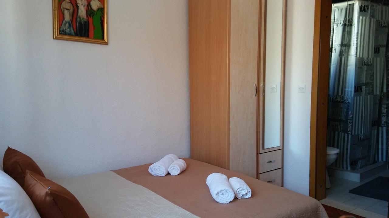 Guest House Villa Castio Petrovac エクステリア 写真